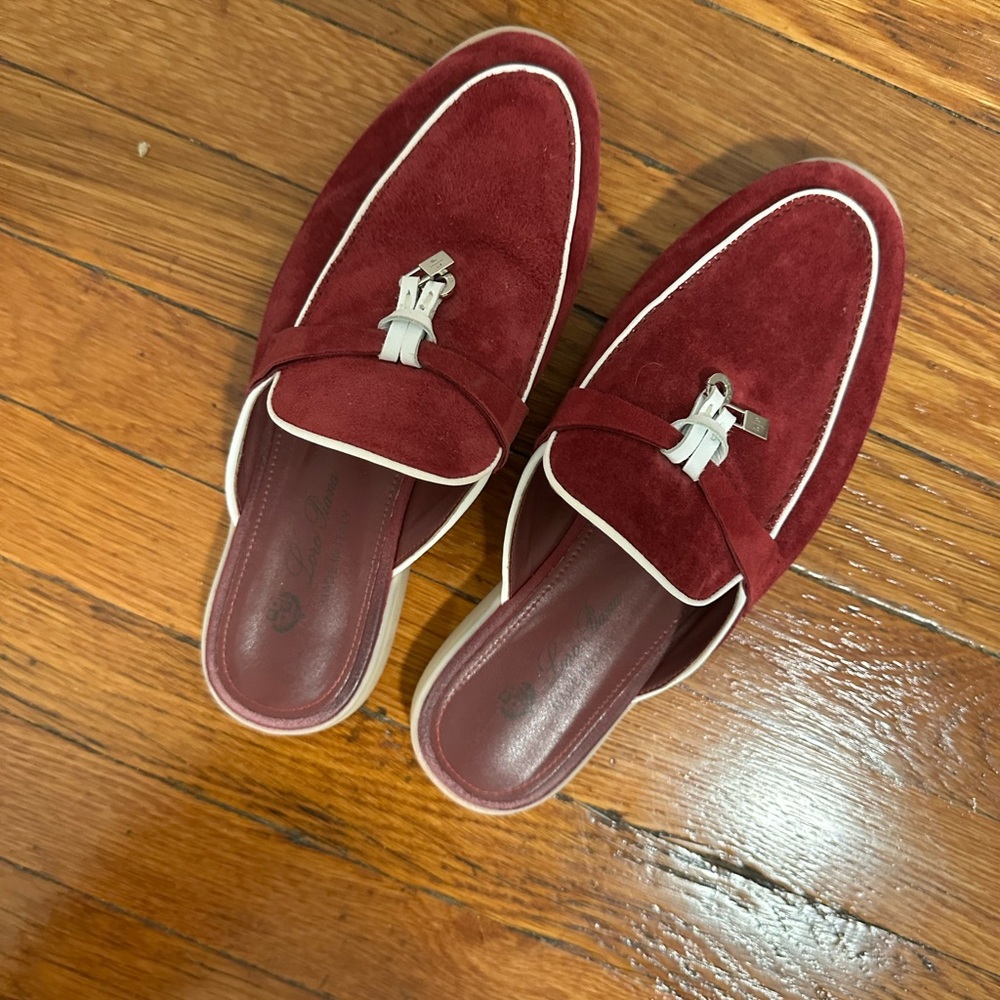 Elegant Burgundy Loafers